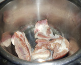Foto del paso 2 de la receta: Costillas de cerdo con zanahoria