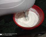 A picture of step 2 of Fruit Cream.