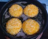 Foto langkah ke 7 dari resep Roti Goreng isi Abon (Tanpa Ulen hasil empuk).