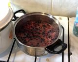 Erdei gyümölcsleves recept fázis 2 fotója