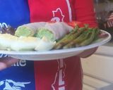 Foto del paso 4 de la receta: Ensalada de vegetales verdes con rollitos de jamón