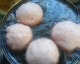Foto langkah ke 5 dari resep Donat Ubi Ungu isi cokelat.