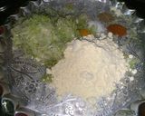 A picture of step 1 of Zukkini Kofta.