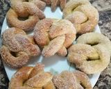 A picture of step 5 of Cinnamon pretzels.