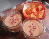 A picture of step 5 of Papaya Shake.