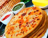 आलू के स्वादिष्ट पराठे (Aloo ke swadisht parathe recipe in Hindi) रेसिपी चरण 8 फोटो