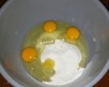 Foto langkah ke 1 dari resep Bolu Kukus Pandan Ombre.