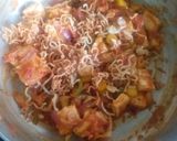 A picture of step 3 of Maggi Chinese bowl.