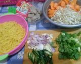 Foto langkah ke 1 dari resep Mendoan crispy & mie kuning basah diramein.