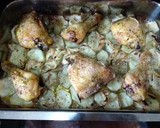 Foto del paso 7 de la receta: Pollo al horno con patatas