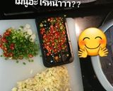 รูปขั้นตอนการทำที่ 1 ของ หมูสามชั้นคั่วพริกกระเทียม