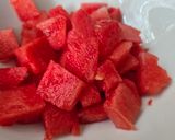 Foto langkah ke 1 dari resep Es Buah Merah Putih.