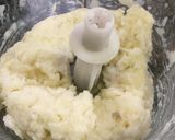 Foto del paso 1 de la receta: Bocaditos soufflé de mandioca, al horno y sin harina