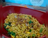 Foto langkah ke 6 dari resep Mie Goreng Tek - Tek.