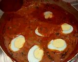 A picture of step 13 of Egg masala.