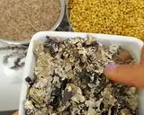 A picture of step 2 of Garam masala (with aniseed).