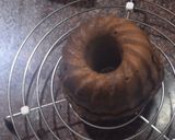A picture of step 8 of Chocolate Flowing Cake.