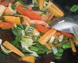 A picture of step 7 of Spicy Udon Noodles Spring Rolls (with Rice Paper).
