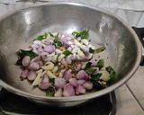 வத்தக்குழம்பு(vathal kulambu recipe in tamil) ரெசிபி ஸ்டேப் 2 புகைப்படம்