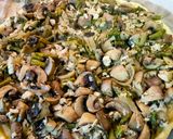 Foto del paso 4 de la receta: Pizza de hojaldre de verduras y pollo asado