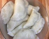 Foto del paso 7 de la receta: Varenikes rellenos con papas y cebolla