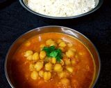 A picture of step 10 of Chhole masala.