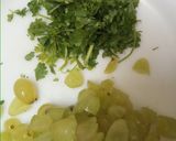 A picture of step 1 of Grapes Raita.