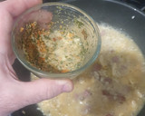Foto del paso 6 de la receta: Arroz con pollo, salchichas y picada catalana