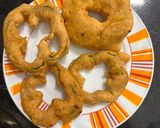 A picture of step 2 of Capsicum Ring and Donut.