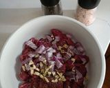A picture of step 2 of Beef Sirloin Burgers.