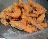 Foto langkah ke 7 dari resep Udang Goreng Tepung Simple.
