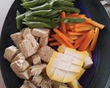 Foto langkah ke 1 dari resep Tumis Tempe Tahu Sayuran.
