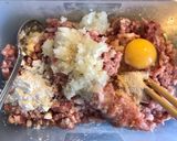 A picture of step 3 of Pork Meatballs in Tomato Sauce (Xiu Mai).