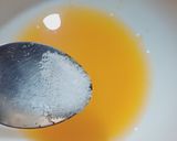 A picture of step 2 of Mandarin Orange lemon juice.
