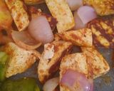 A picture of step 2 of Paneer tikka masala.