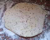 Foto del paso 6 de la receta: Torta de queso y cebolla de masa con mix de semillas de lino y sésamo.😍💫😍💫😍💫