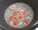 รูปขั้นตอนการทำที่ 1 ของ ข้าวต้มเห็ดหมูสับ