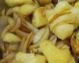Foto del paso 1 de la receta: Pollo al curry con piña y coco