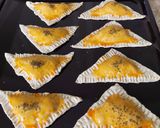Foto langkah ke 8 dari resep 50. Puff Pastry isi Raugout Ayam.