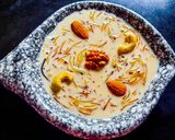 A picture of step 3 of मीठी सेवइयां की खीर (Meethi seviyan ki kheer recipe in hindi).