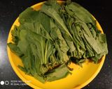A picture of step 1 of Palak Paneer Kathi Roll.