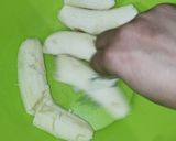 A picture of step 1 of Nutella Banana Gulgula.