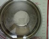 Hình bước làm 3 của món Doughnut Xúc Xích