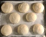 Hatalmas vizes zsemlék recept fázis 4 fotója