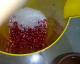 A picture of step 1 of Fresh pomegranate juice🍹.