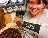 A picture of step 1 of Easy Last Minute Christmas Cake.