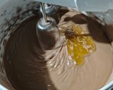 Foto langkah ke 5 dari resep Bolu Coklat (All in Method).