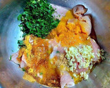Foto del paso 1 de la receta: Filetes de pechuga de pollo al limón y curry amarillo hingú