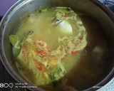 Foto langkah ke 5 dari resep Ikan patin bumbu kuning segar.