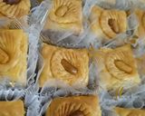 A picture of step 2 of Baklava with Peanuts.